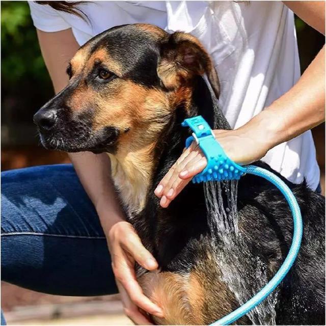 Pet Bath Sprinkler And Grooming Brush