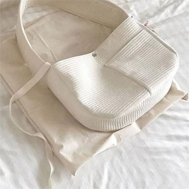 Handmade Breathable Canvas Pet Travel Shoulder Bag